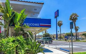 Motel 6-Pomona, Ca - Los Angeles